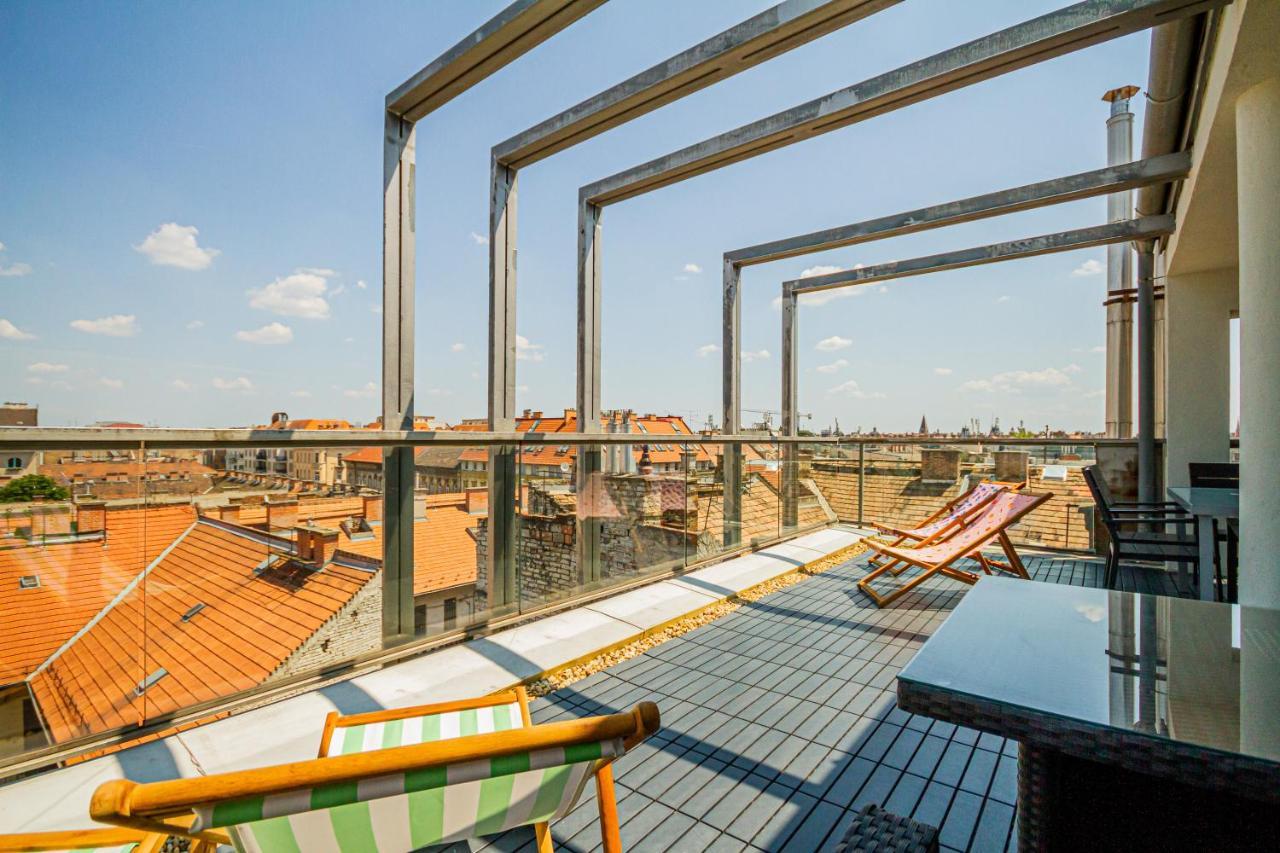 Luxury Apartment With Balcony In Downtown Budapest Kültér fotó
