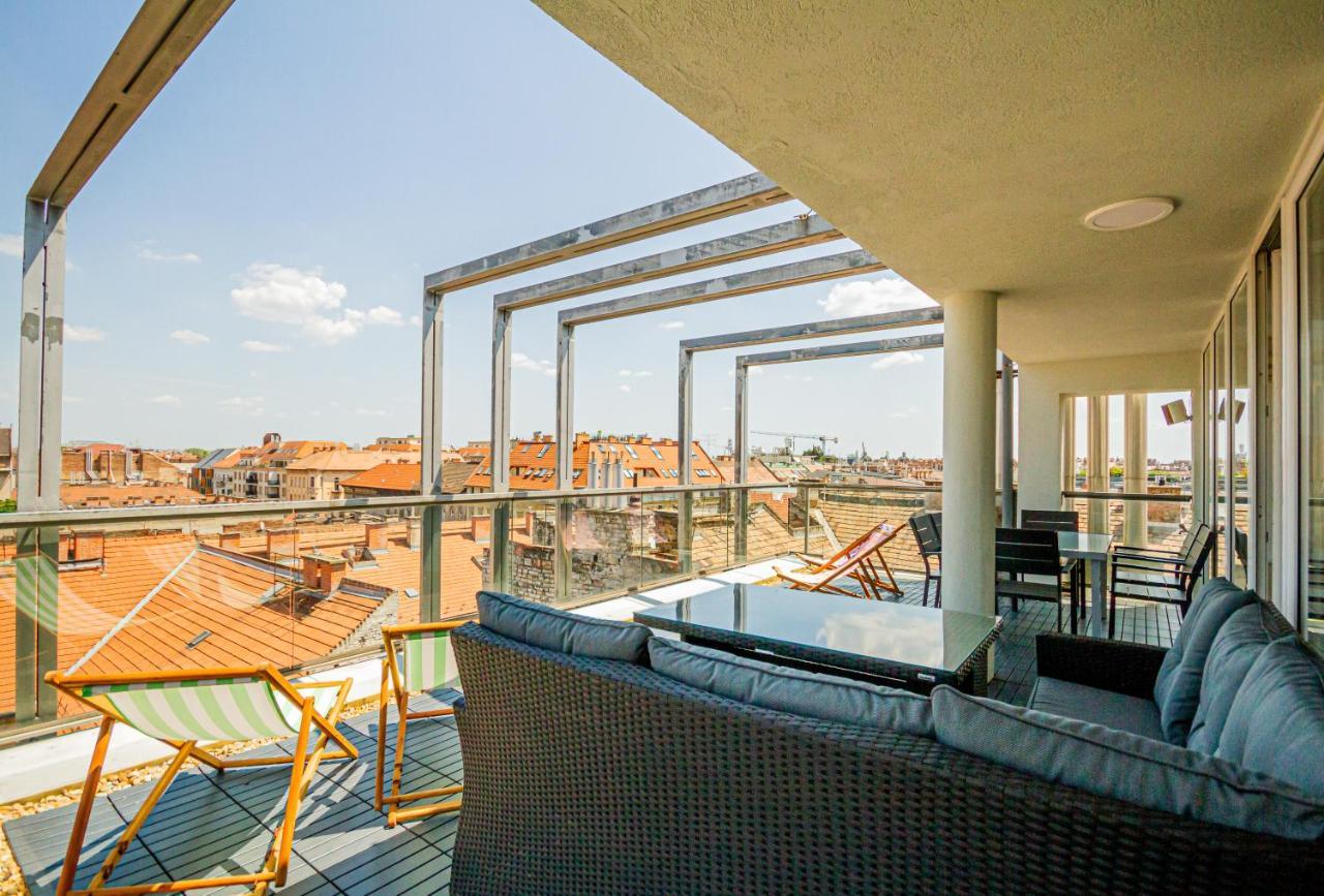 Luxury Apartment With Balcony In Downtown Budapest Kültér fotó